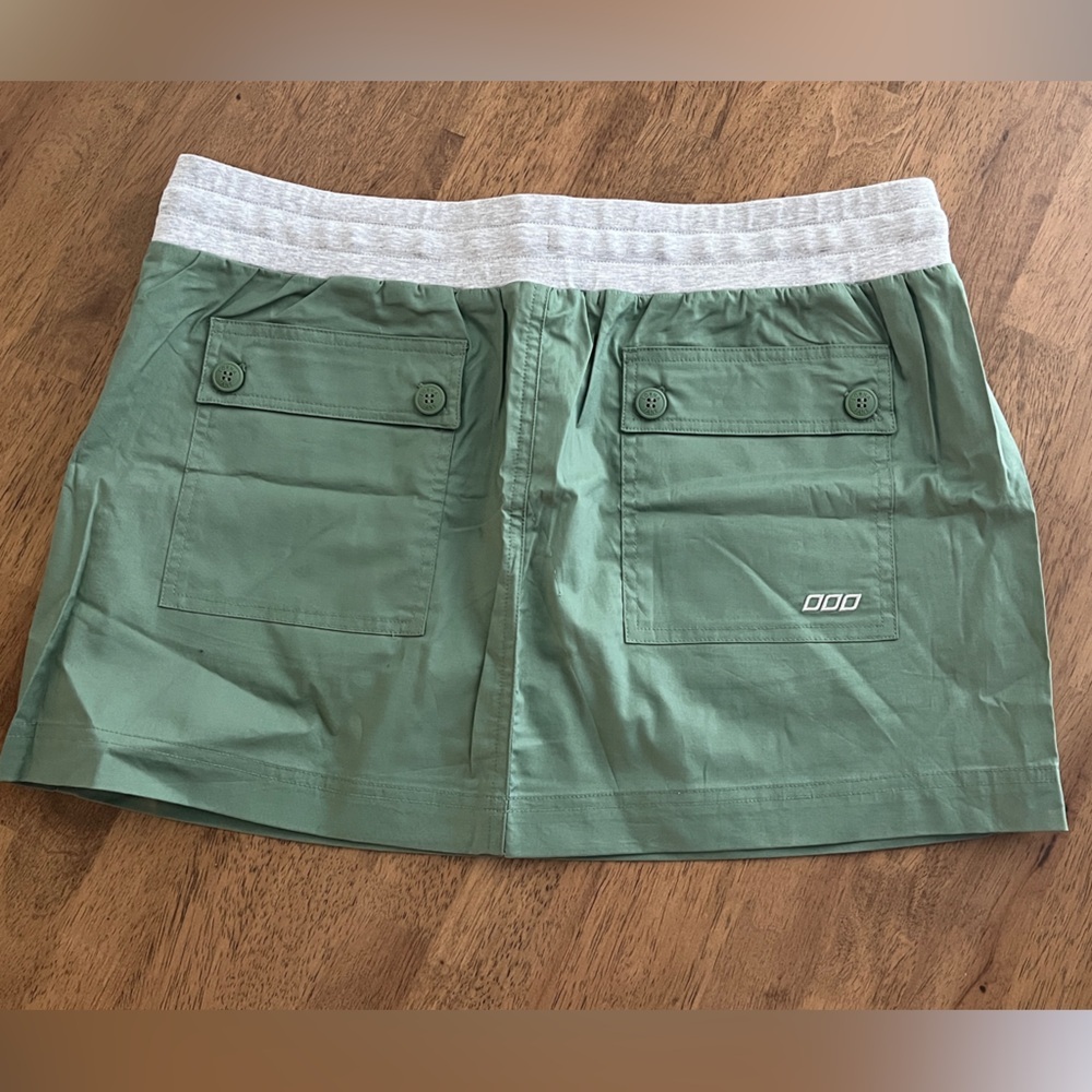 Lorna Jane Flashdance mini skirt - Picture 10 of 13